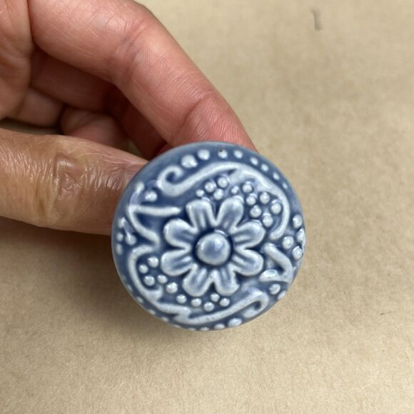 10 pcs Sky Blue Flower Retro Ceramic Cabinet Drawer Knobs And Pulls 35mm/1.38” D - Picture 2 of 6